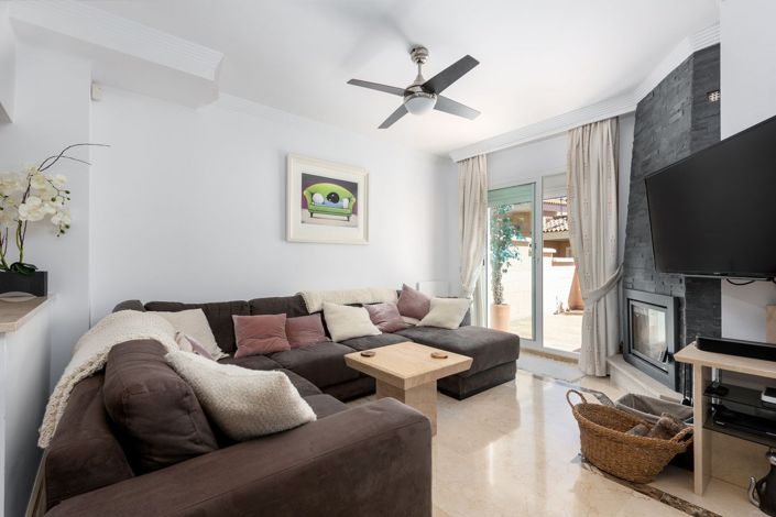 Image No.3-3 Bed Townhouse for sale