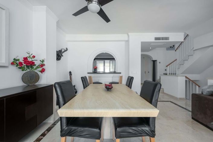 Image No.6-3 Bed Townhouse for sale