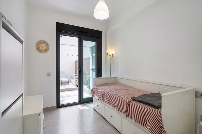 Image No.18-3 Bed Villa for sale