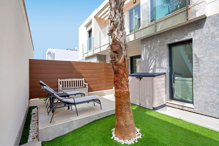 Image No.30-3 Bed Villa for sale