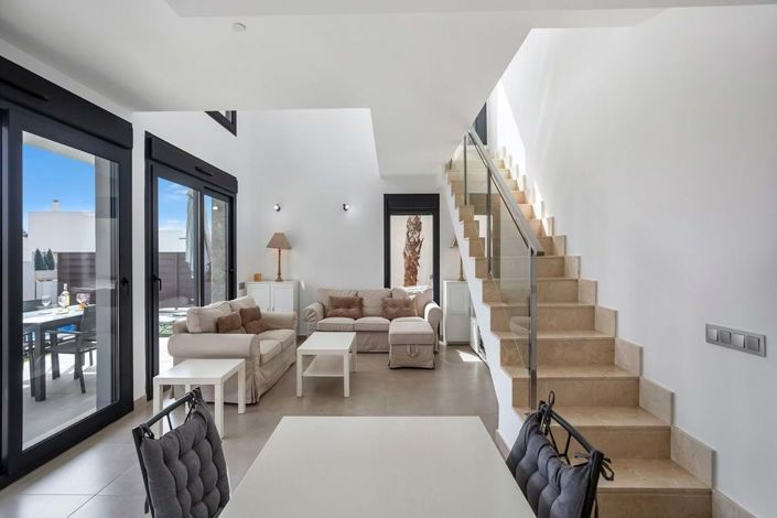 Image No.9-3 Bed Villa for sale