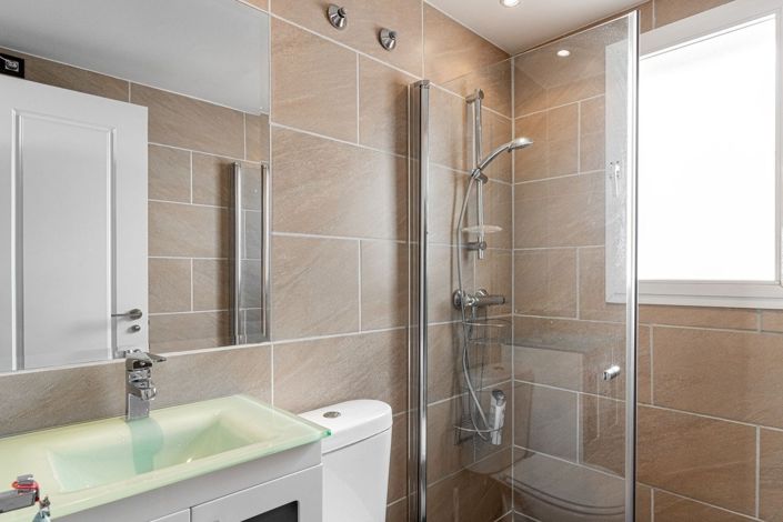 Image No.15-3 Bed Apartment for sale