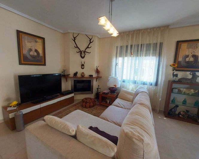 Image No.2-5 Bed Villa for sale