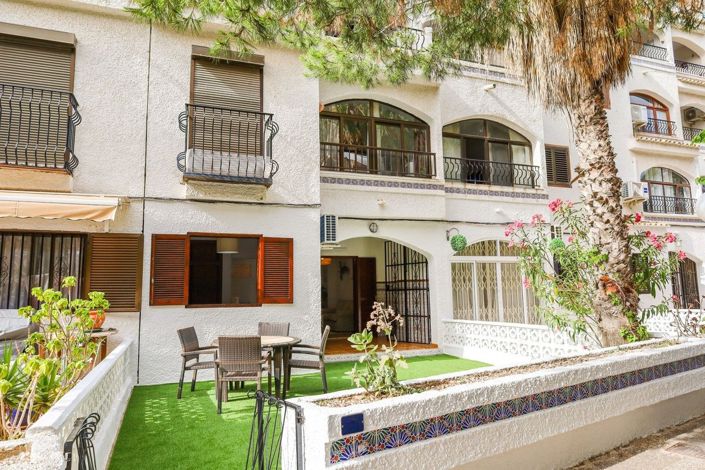 Image No.1-Appartement de 2 chambres à vendre à Orihuela Costa