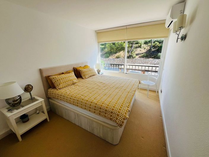 Image No.17-3 Bed Townhouse for sale