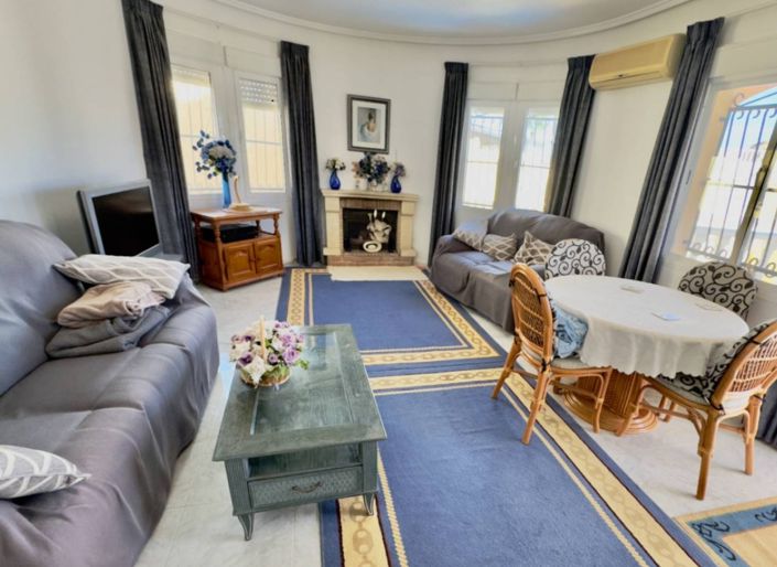 Image No.4-2 Bed Villa for sale