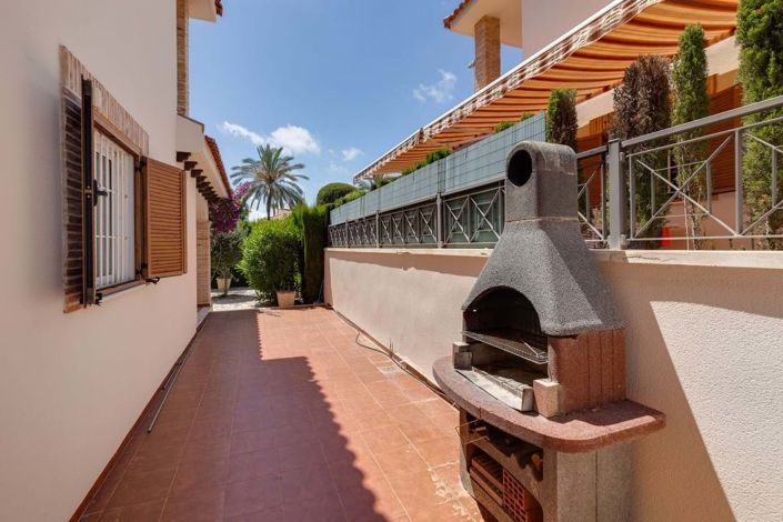 Image No.9-3 Bed Townhouse for sale