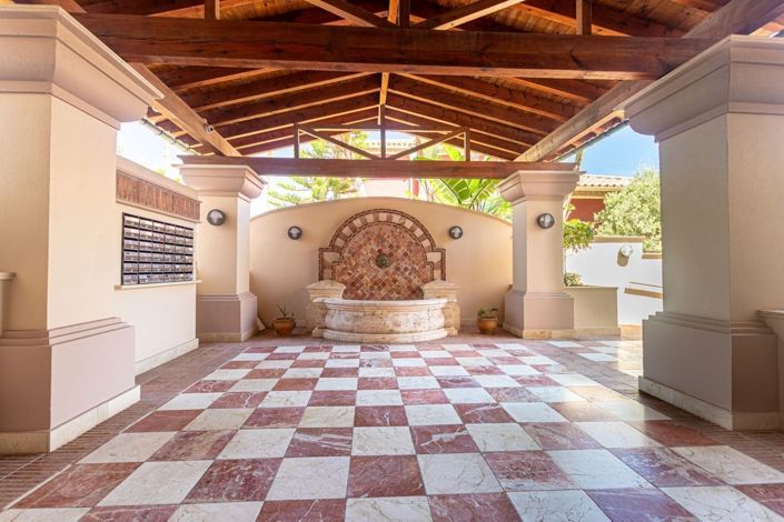 Image No.13-2 Bed Apartment for sale