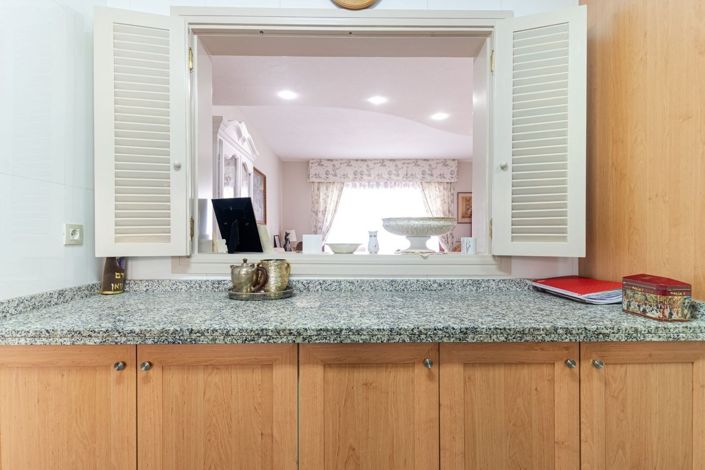 Image No.29-2 Bed Apartment for sale