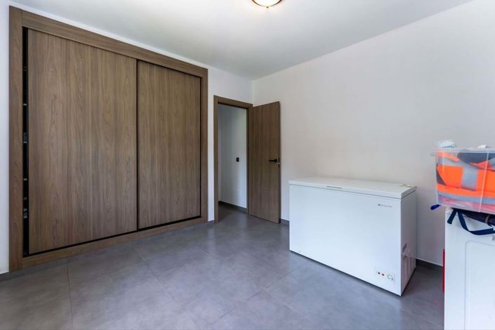 Image No.11-4 Bed Villa for sale