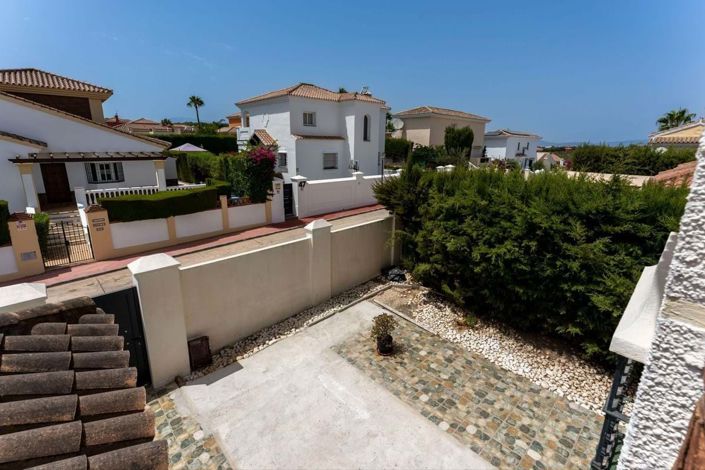 Image No.38-4 Bed Villa for sale