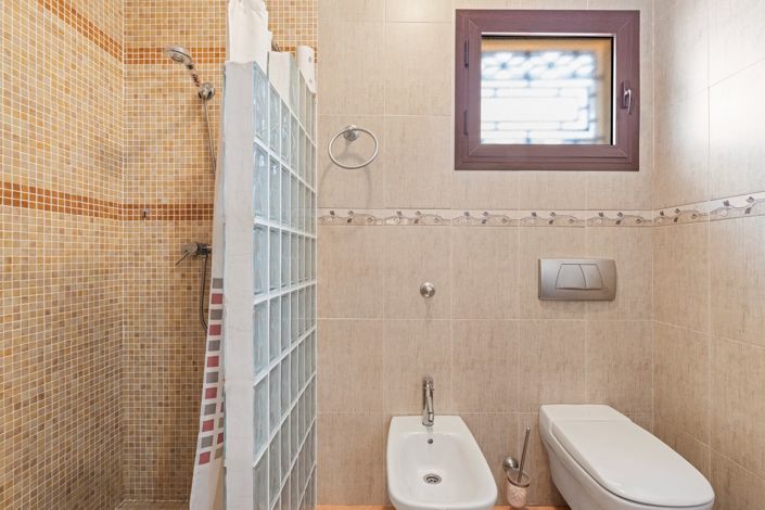 Image No.14-3 Bed Villa for sale