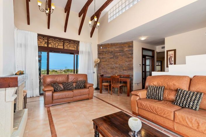 Image No.8-3 Bed Villa for sale