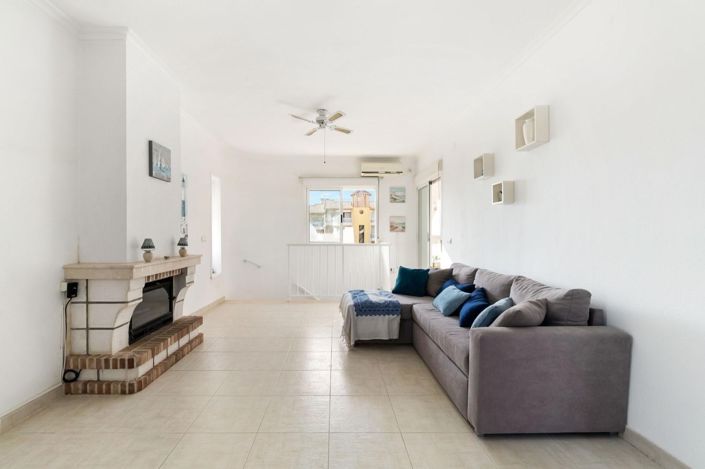 Image No.18-4 Bed Villa for sale