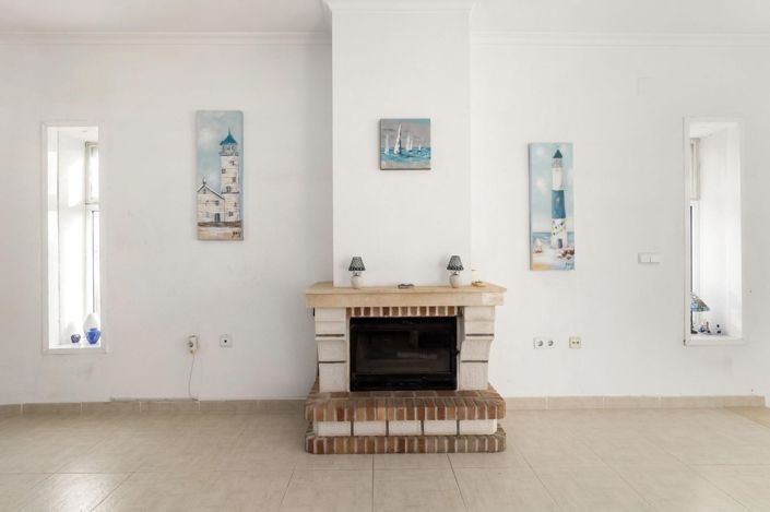 Image No.19-4 Bed Villa for sale