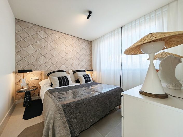 Image No.19-3 Bed Townhouse for sale