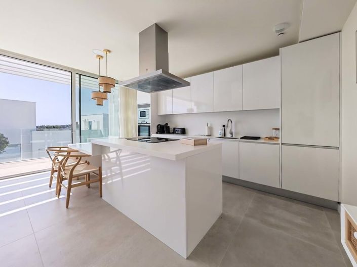 Image No.5-3 Bed Townhouse for sale