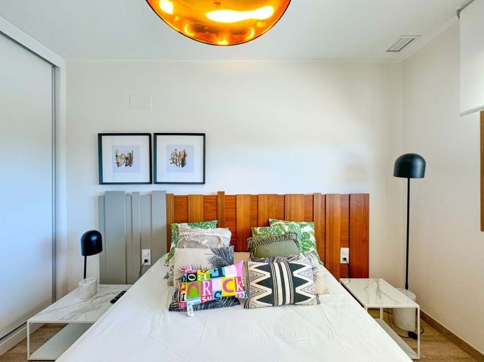 Image No.10-2 Bed Apartment for sale