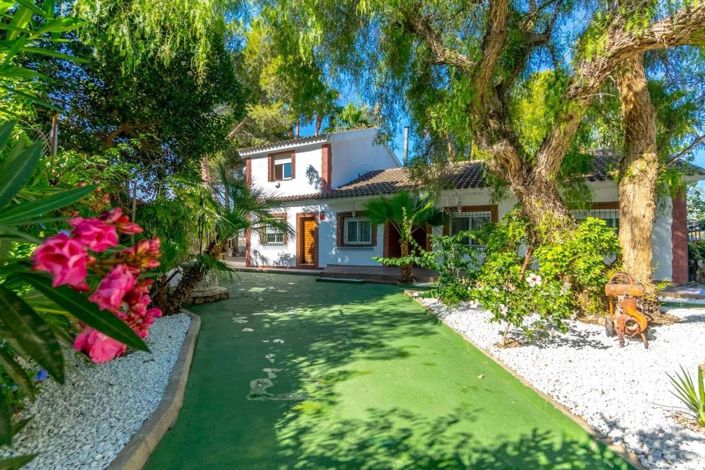 Image No.21-5 Bed Villa for sale