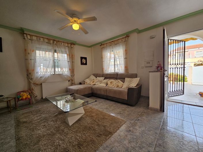 Image No.6-Villa de 4 chambres à vendre à Villamartin