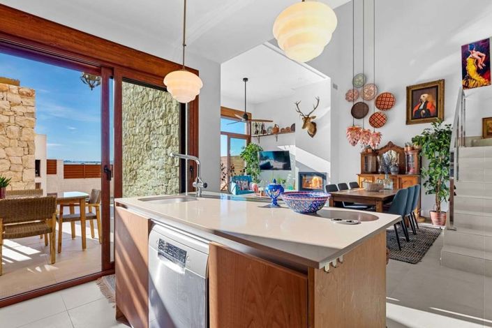 Image No.13-3 Bed Villa for sale