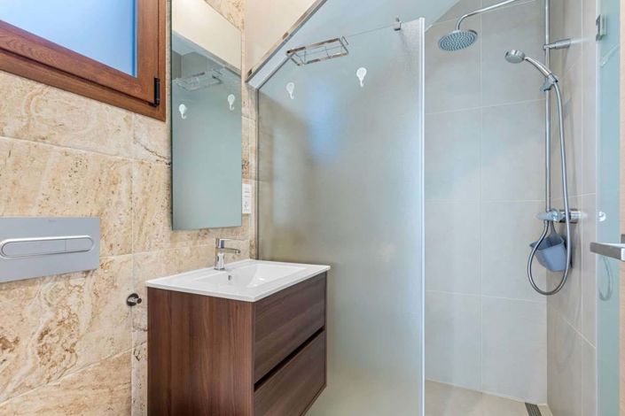 Image No.26-3 Bed Villa for sale