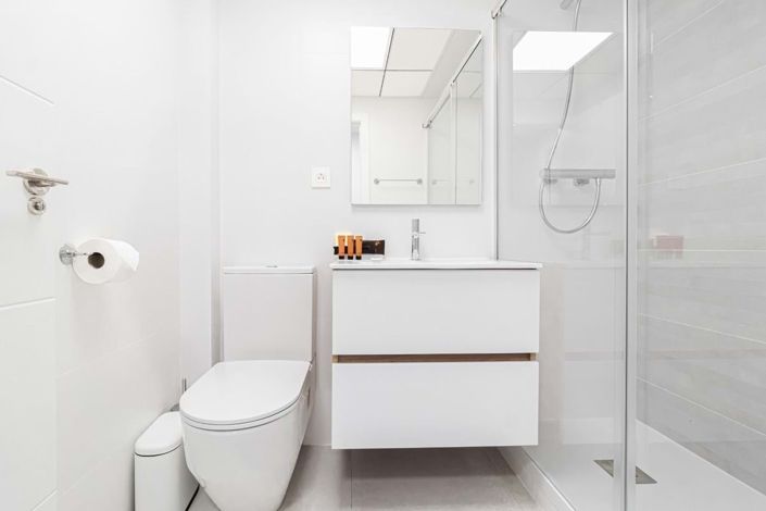 Image No.16-2 Bed Apartment for sale