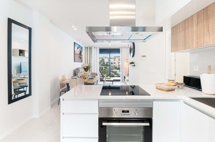 Image No.8-2 Bed Apartment for sale