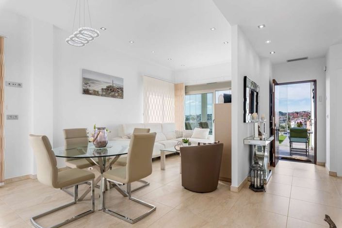 Image No.5-3 Bed Villa for sale