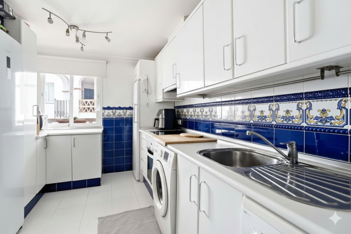 Image No.7-2 Bed Apartment for sale