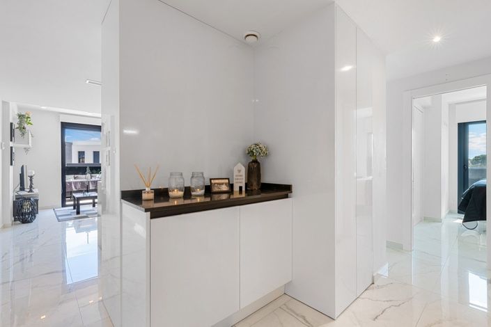 Image No.13-2 Bed Apartment for sale