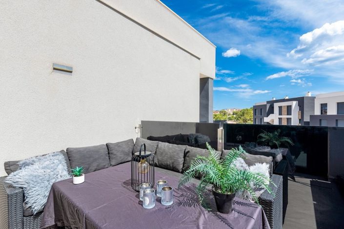 Image No.7-2 Bed Apartment for sale