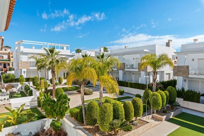 Image No.33-2 Bed Villa for sale