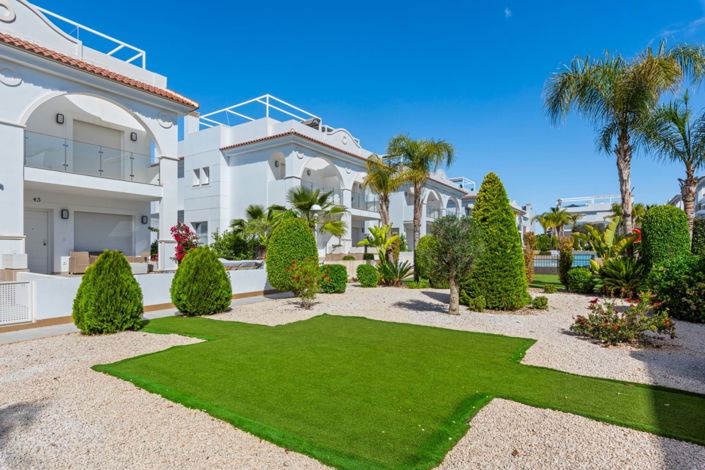 Image No.40-2 Bed Villa for sale