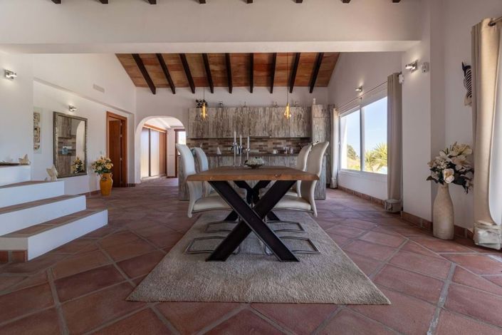 Image No.10-3 Bed Villa for sale