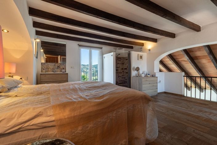 Image No.17-3 Bed Villa for sale