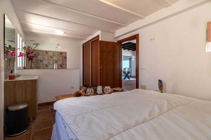 Image No.22-3 Bed Villa for sale