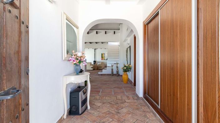 Image No.6-3 Bed Villa for sale