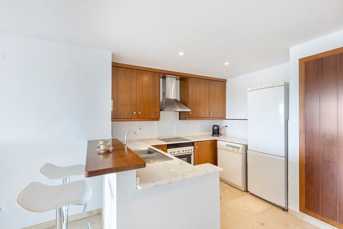 Image No.14-2 Bed Apartment for sale