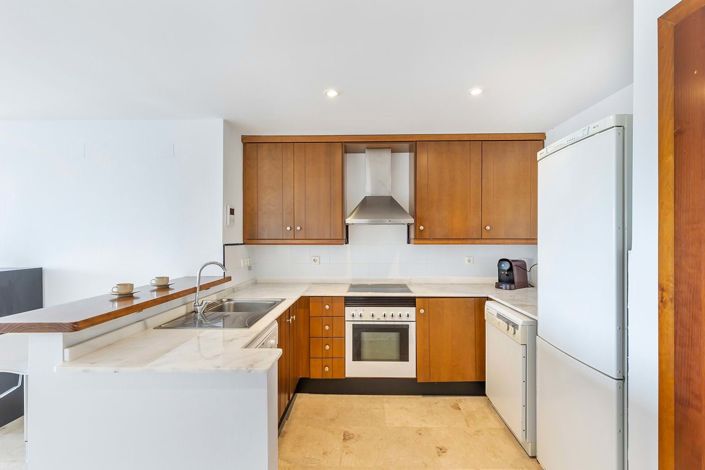 Image No.15-2 Bed Apartment for sale