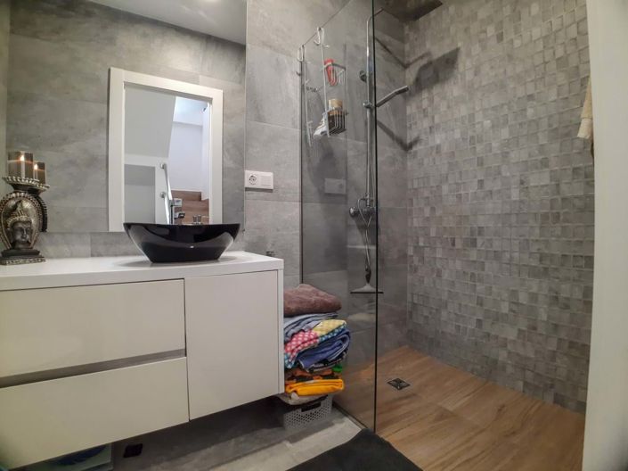 Image No.22-3 Bed Townhouse for sale