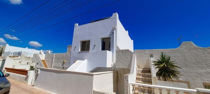 Image No.32-3 Bed Townhouse for sale