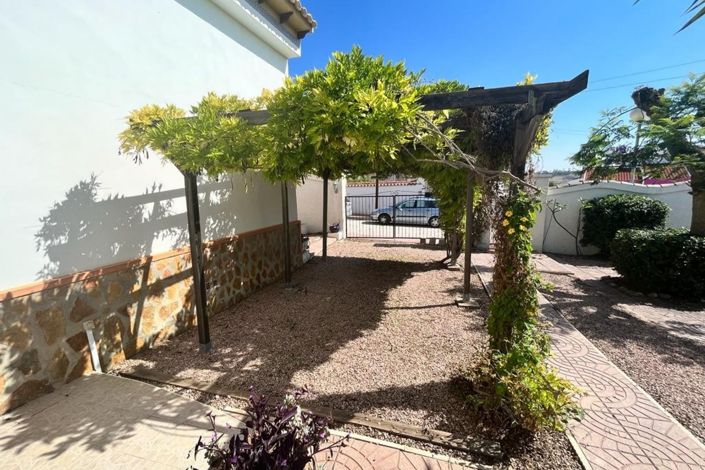 Image No.19-3 Bed Villa for sale