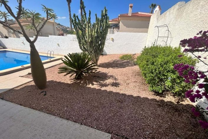 Image No.7-3 Bed Villa for sale