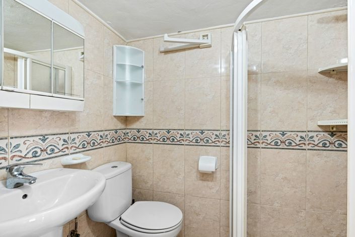 Image No.18-3 Bed Villa for sale