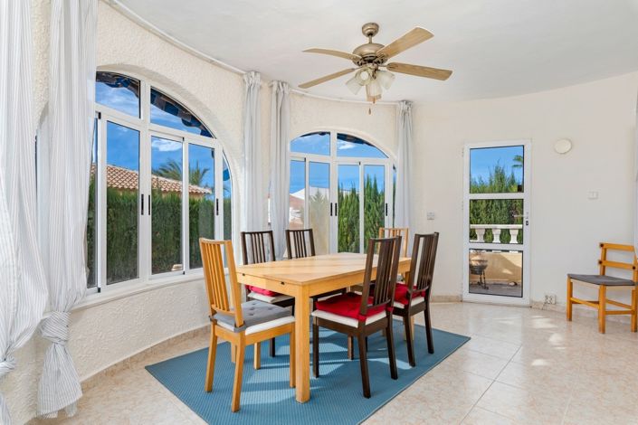 Image No.2-3 Bed Villa for sale