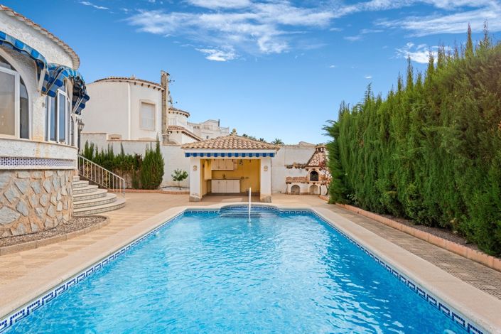 Image No.25-3 Bed Villa for sale