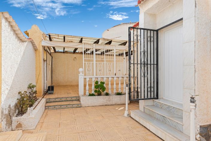 Image No.32-3 Bed Villa for sale