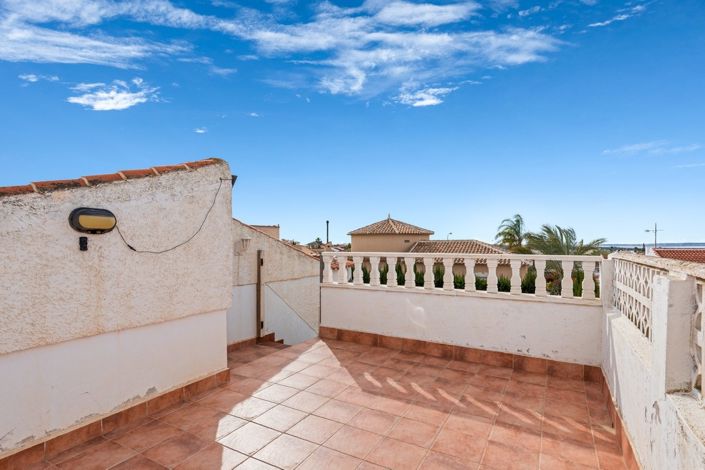 Image No.34-3 Bed Villa for sale