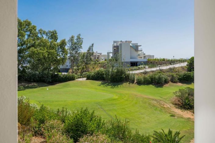 Image No.4-2 Bed Apartment for sale